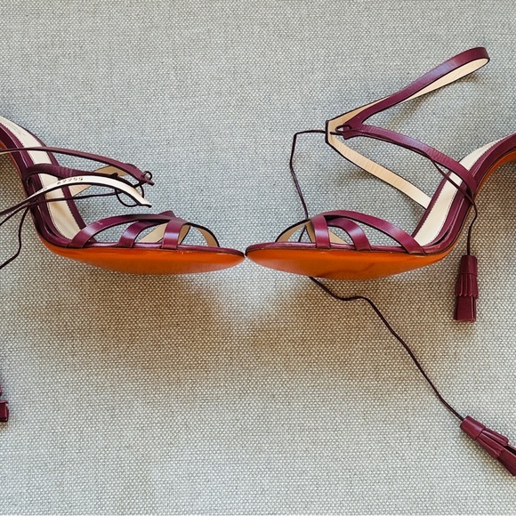 Beautiful Santoni Rose Collection high heels. - Picture 3 of 4